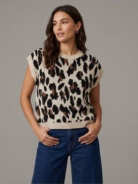 Wishlist Leopard Print Sleeveless Sweater Vest Medium